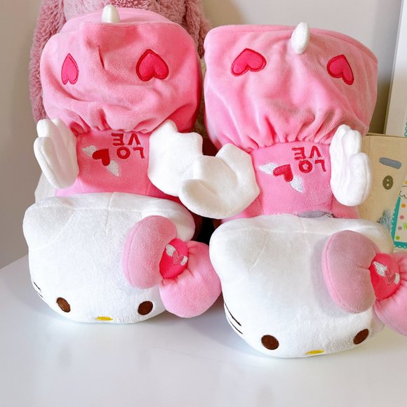 Hello kitty car pillows! - Picture 4 of 7